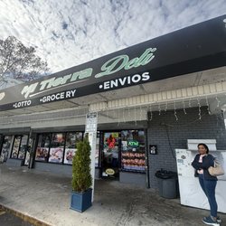Mi tierra deli - Outside