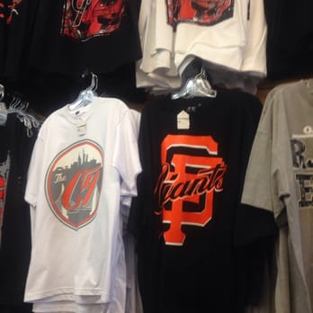San Jose Blue Jeans - Their selection of Giants gear - Men's Clothing Near Me - San Jose, California San Jose Blue Jeans - Their selection of Giants gear - Men's Clothing Near Me - San Jose, California