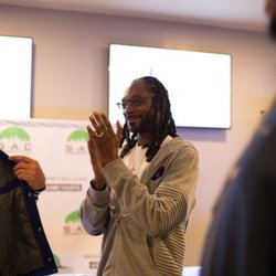Metro Cannabis - Snoop Dogg enjoying his time at the store.