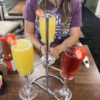 Madres Brunch - Classic mimosa flight - Breakfast & Brunch Near Me - Whittier, California Madres Brunch - Classic mimosa flight - Breakfast & Brunch Near Me - Whittier, California