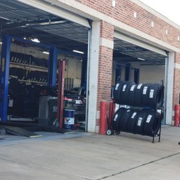 Exterior photo of Driver's Edge Complete Tire & Auto Service - Allen, Texas Exterior photo of Driver's Edge Complete Tire & Auto Service - Allen, Texas