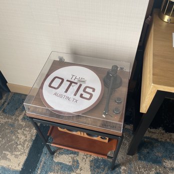The Otis Hotel Austin, Autograph Collection - Record player in each room - Hotels Near Me - Austin, Texas The Otis Hotel Austin, Autograph Collection - Record player in each room - Hotels Near Me - Austin, Texas