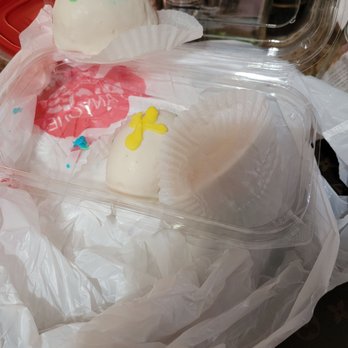 H-E-B - Ruined cake eggs from HEB on Weber Road. - Department Stores Near Me - Corpus Christi, Texas H-E-B - Ruined cake eggs from HEB on Weber Road. - Department Stores Near Me - Corpus Christi, Texas
