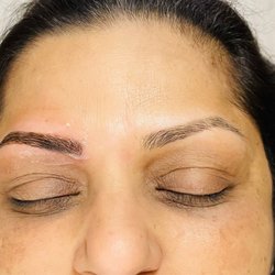 Artistic Eyebrow Threading Spa