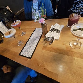 Uptown Grill - Amazing cocktails - Cocktail Bars Near Me - Olympia, Washington