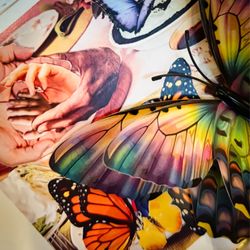 Regalo - Say it better with a butterfly .