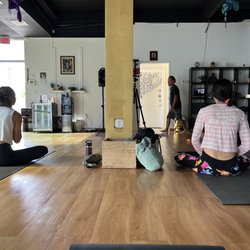 Power Yoga Hawaii - Joji's class was awesome!