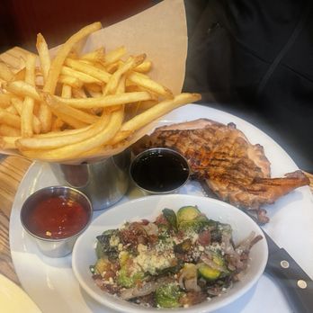 Rock'N Fish - Hibachi Teriyaki Chicken - Seafood Near Me - Manhattan Beach, California