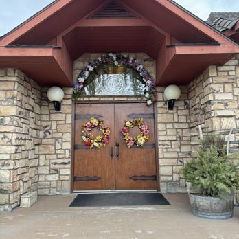 Y Knot Winery - Front Entrance - Wineries Near Me - Glenns Ferry, Idaho