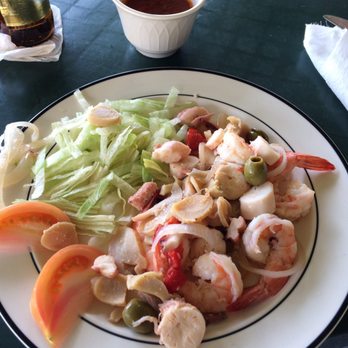 Lordemar Restaurant - Seafood mix - Puerto Rican Near Me - Maunabo, Puerto Rico