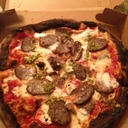 Locale - Polpette pizza