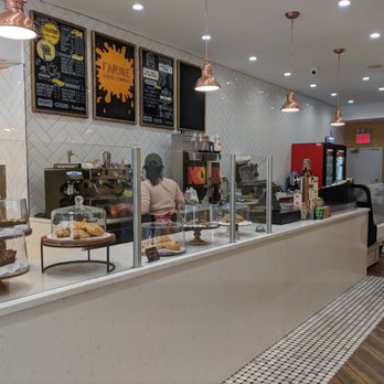 Farine Baking - Burgers Near Me - Glen Oaks, New York