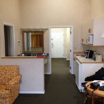 Lakeside Lodge and Suites - Kitchenette - Hotels Near Me - Chelan, Washington Lakeside Lodge and Suites - Kitchenette - Hotels Near Me - Chelan, Washington