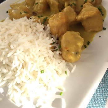 Zahara de Osborne - Tasty curry chicken with rice - Spanish Near Me - Madrid, M