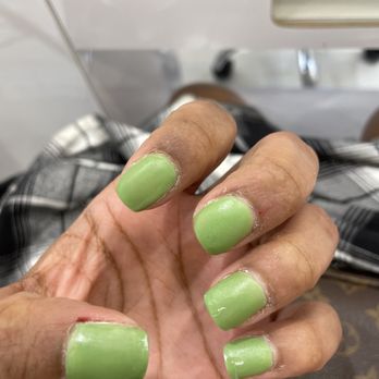 QQ Nails & Spa - Mani cure - Nail Salons Near Me - New York, New York