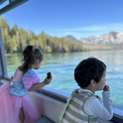Lake Tahoe Boat Rides - Safe and beautiful for little ones.