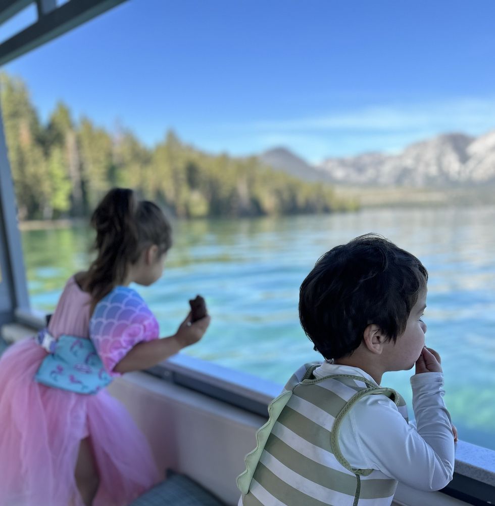 Lake Tahoe Boat Rides Logo