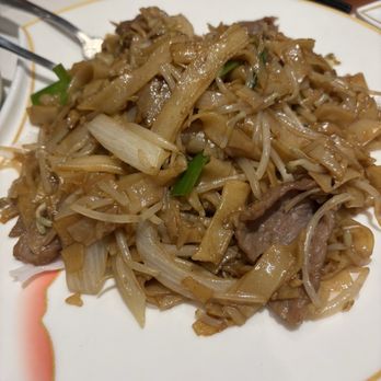 Han Lin Noodle House - 118. "Honey Moon" Fried Rice with Two Sauces 鴛鴦炒飯 - Chinese Near Me - New Westminster, British Columbia Han Lin Noodle House - 118. "Honey Moon" Fried Rice with Two Sauces 鴛鴦炒飯 - Chinese Near Me - New Westminster, British Columbia