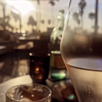 Valle - Bubbles and sunsets - Wine Bars Near Me - Oceanside, California