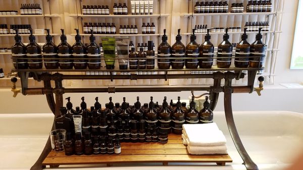 Aesop NW 23rd Avenue by null