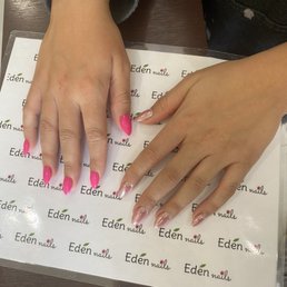 UV gel fill with chrome on one hand!
