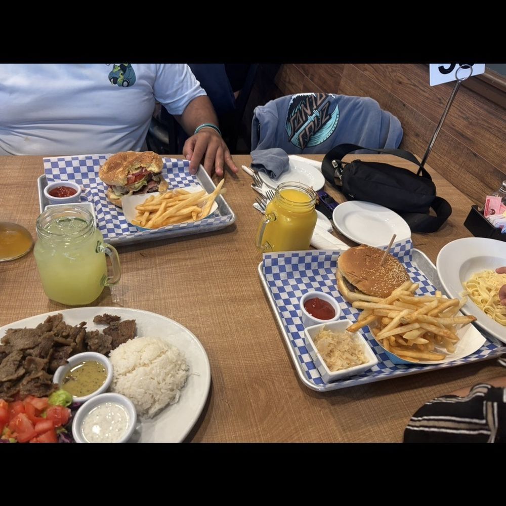 Das Bierhauz - Mountain View - Beer Gardens Near Me - Mountain View, California