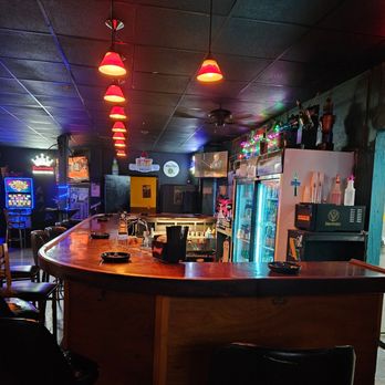Coach's Corner - Sports Bars Near Me - Metairie, Louisiana Coach's Corner - Sports Bars Near Me - Metairie, Louisiana