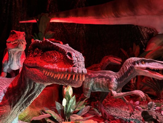 Dinos Alive Washington DC by null