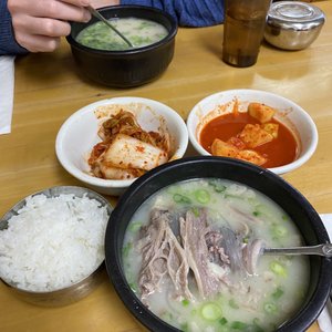 Han Bat Sul Lung Tang 1819 Photos 2321 Reviews Korean 4163 W 5th St Los Angeles Ca Restaurant Reviews Phone Number