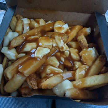 Harvey's - Poutine - Burgers Near Me - Pickering, Ontario