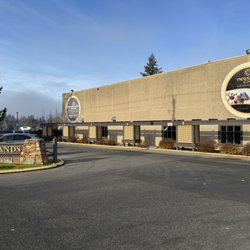 Newlands Golf & Country Club - Large building~