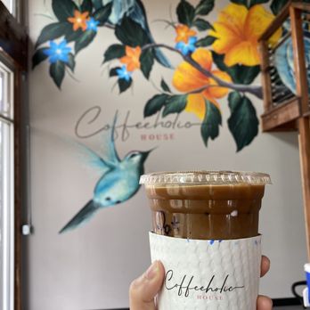 Coffeeholic House - Ube latte - Coffee & Tea Near Me - Seattle, Washington