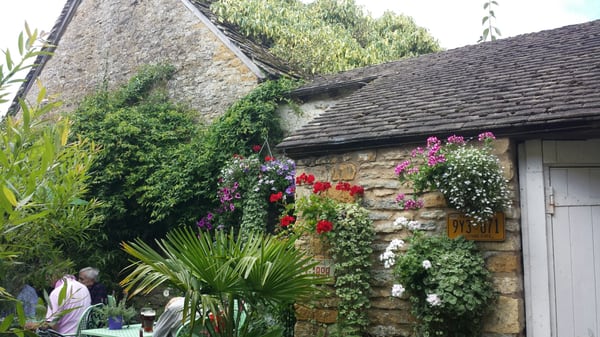 Queens Head Inn by null