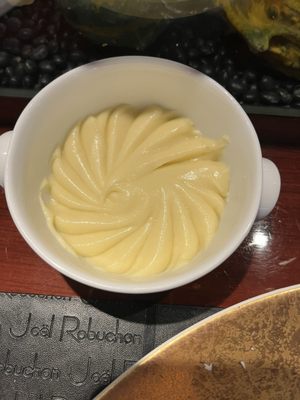 Joël Robuchon by null