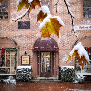 Christmas Shop - Store in December 2025 when it was snowing - Shopping Near Me - Williamsburg, Virginia