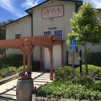 Agua Dulce Winery - Outside - Wineries Near Me - Agua Dulce, California