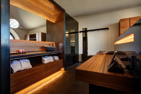 Cava & Hotel Mastinell by null