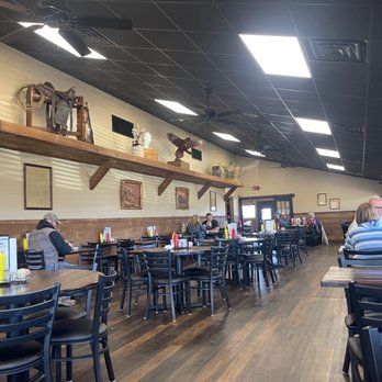 Gateway Cafe - American Near Me - Highlandville, Missouri Gateway Cafe - American Near Me - Highlandville, Missouri