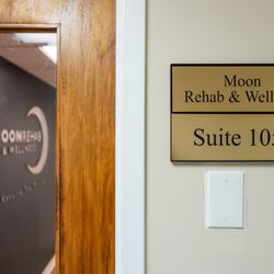 Moon Rehab And Wellness