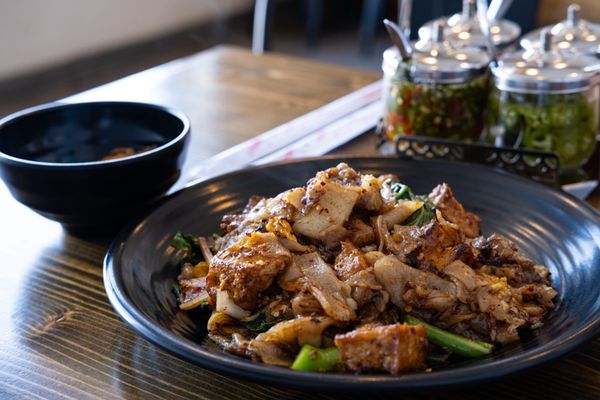 D E Thai Kitchen by null