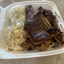 BBQ mix plate. BBQ mix plate.