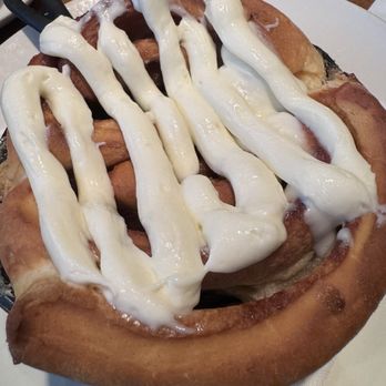 Mimosa Grill - Cinnamon bun - Southern Near Me - Charlotte, North Carolina Mimosa Grill - Cinnamon bun - Southern Near Me - Charlotte, North Carolina
