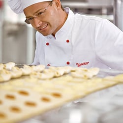 Loacker Moccaria & Loacker MarkenGeschäft - Loacker Moccaria Bozen: Eigene Produktion