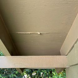 Braun Painting - Different area, more peeling paint.  Some areas of overhand show spotchness.