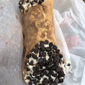 Mike's Pastry - Espresso cannoli - Bakeries Near Me - Boston, Massachusetts Mike's Pastry - Espresso cannoli - Bakeries Near Me - Boston, Massachusetts