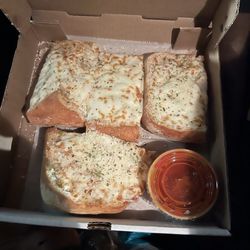 Margaritas Grill - Garlic bread with cheese