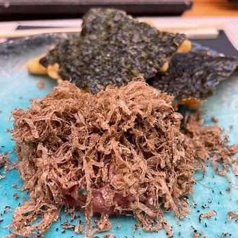 Sushi Lab Rooftop - tuna with shaved truffles and fried nori chips - Japanese Near Me - New York, New York Sushi Lab Rooftop - tuna with shaved truffles and fried nori chips - Japanese Near Me - New York, New York