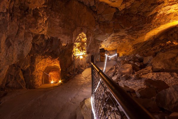 Grand Canyon Caverns & Inn by null