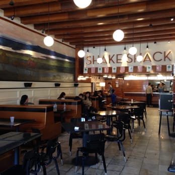 Shake Shack Chicago Athletic Association - Fast Food Near Me - Chicago, Illinois Shake Shack Chicago Athletic Association - Fast Food Near Me - Chicago, Illinois
