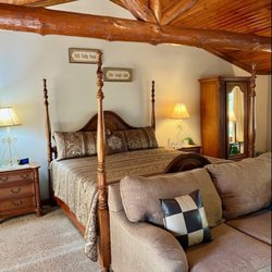 Donna's Premier Lodging